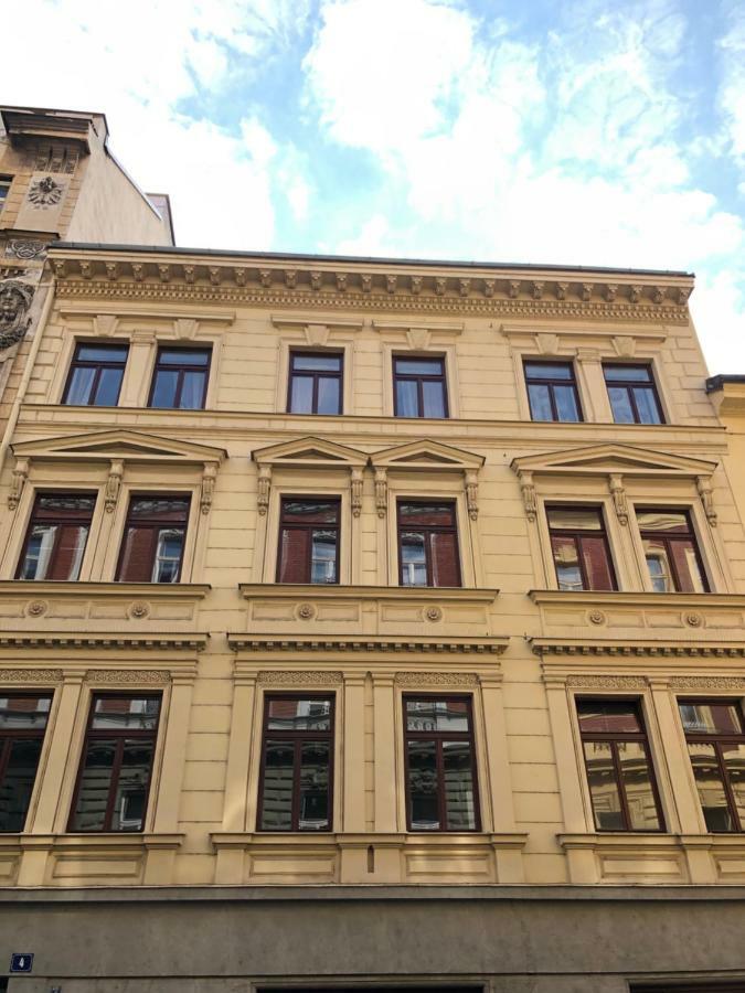 Apartment Luxury In The Center Of Prag