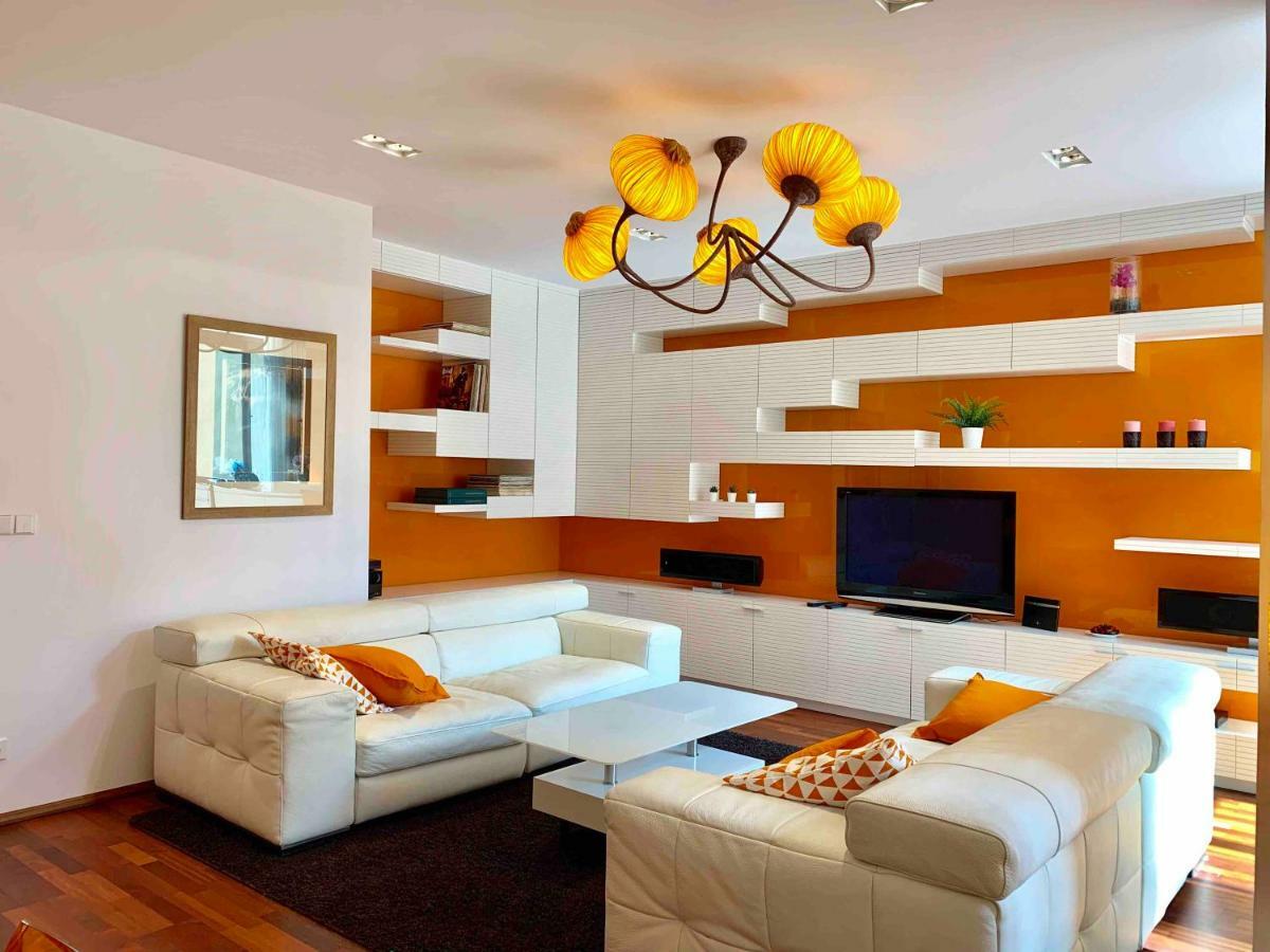Luxury In The Center Of Apartment Prag